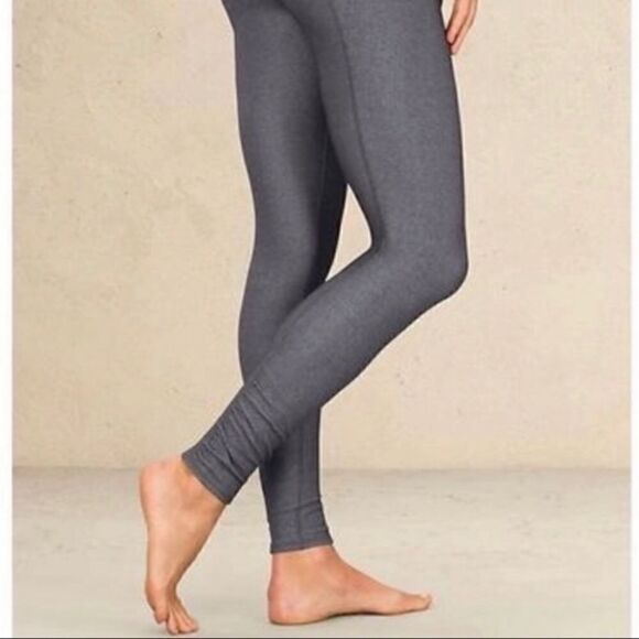 Athleta Gray Heringbone Ruched Leggings - Picture 9 of 9